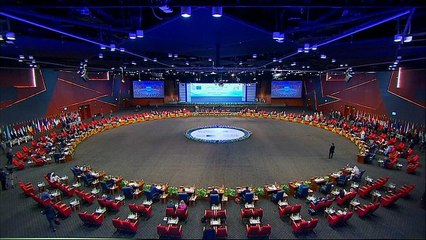 Both sides declare first EU-Arab League summit a success