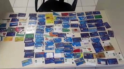 Proprietário de mercado é detido com 119 cartões de clientes