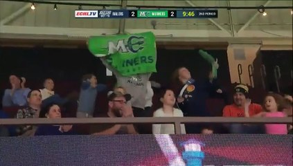 ECHL Worcester Railers 3 at Maine Mariners 4
