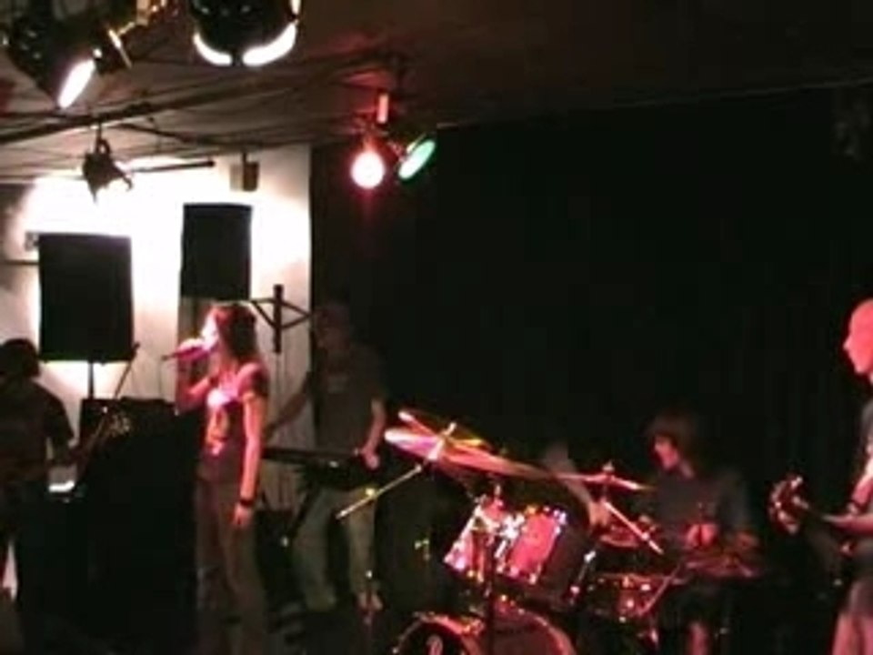 Lostwave - Heartbeat