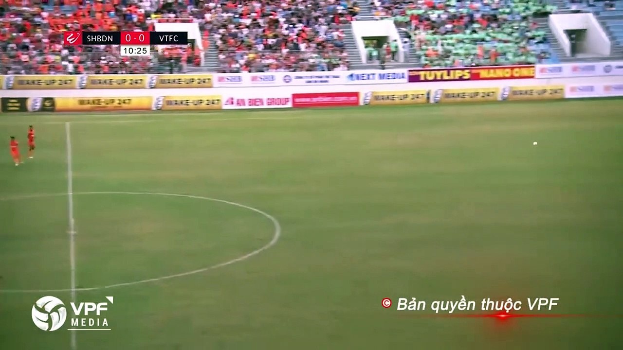Nguyên Mạnh xuất thần, dẫn đầu top 5 pha cứu thua tại vòng 1 Wake-up 247 V.League 1 | VPF Media