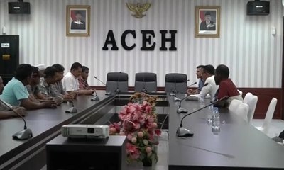 11 Eks Kombatan GAM Polisikan Sandiaga Uno dan Dahnil Anzar