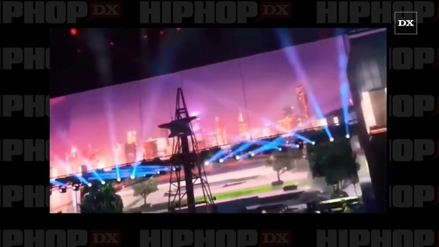 Eminem Refuses To Perform “Killshot” & Verbally Disses Machine Gun Kelly Instead