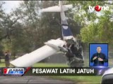Pesawat Latih Jatuh Tabrak Rumah, Satu Orang Tewas