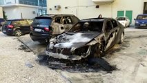 Ora News - Vlorë, digjen 5 makina në një garazh në zonën e Ujit të Ftohtë