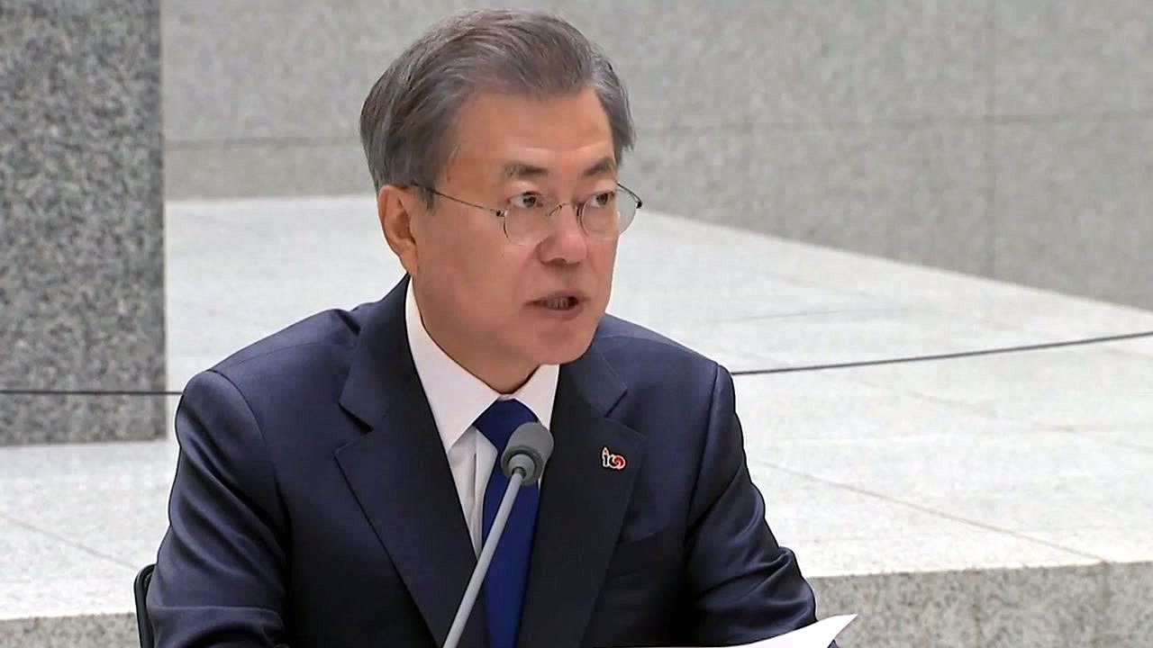 문 대통령 "한반도 변화 우리가 주도"...기대감 속 하노이 상황 '예의주시' / YTN