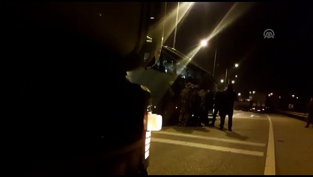 Silahla yaralama şüphelisi, otobüs şoförünü ve muavinini rehin aldı - BALIKESİR