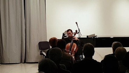 Muzika Ivana Jevtića Filip Tomić, violončelo
