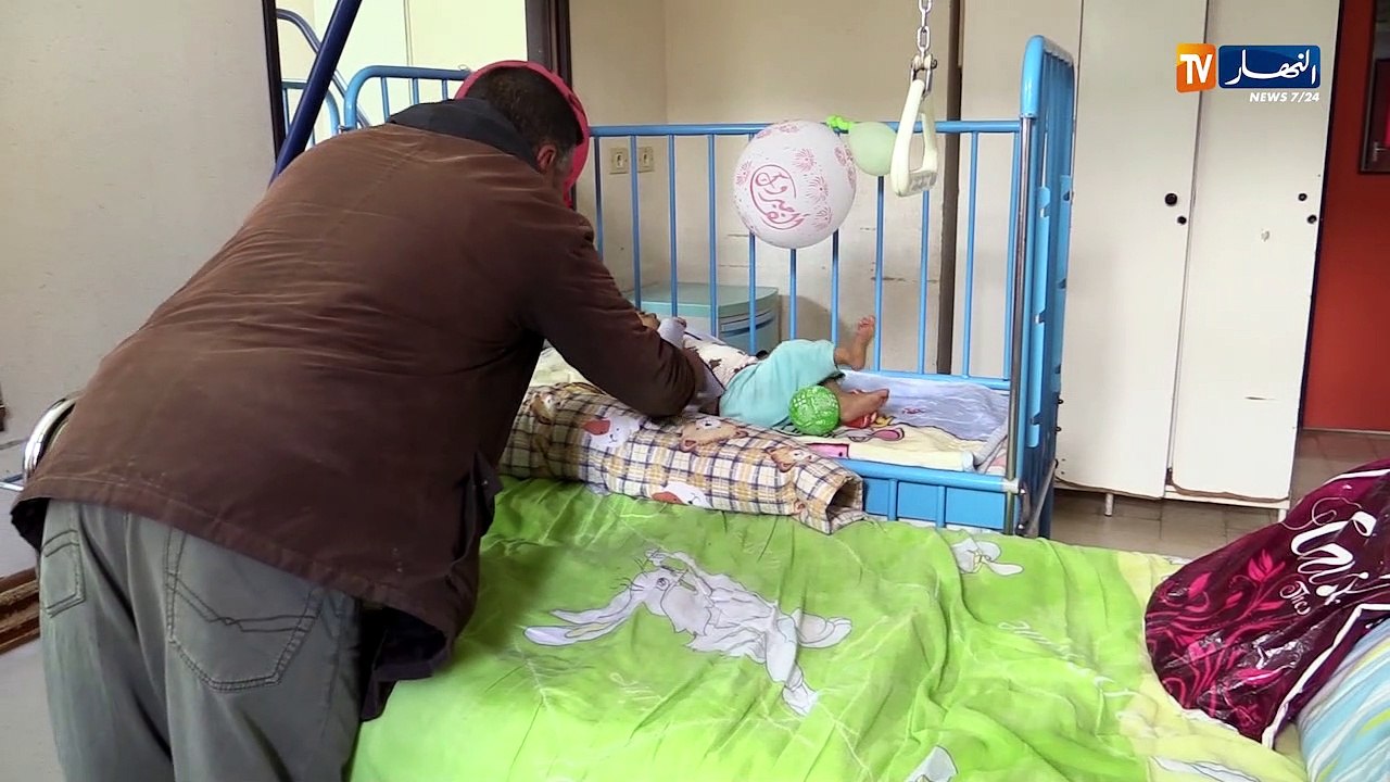 باتنة/ الفقر يمنع علاج رضيع يهدده الموت بسبب مرض كبدي