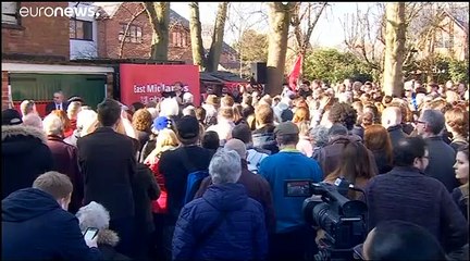 بريطانيا: "العمّال" يطالب باستتفاء ثانٍ على "بريكست" وماي بصدد تأجيله