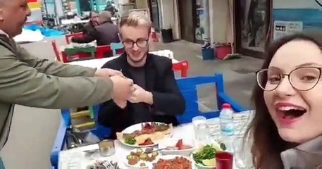 Adana'da 'lezzet turu'na çıkan yabancı öğrenciler hastanelik oldu: Hâlâ açım