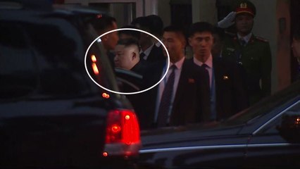 [현장영상] 김정은, 北 대사관 일정 마치고 이동 / YTN