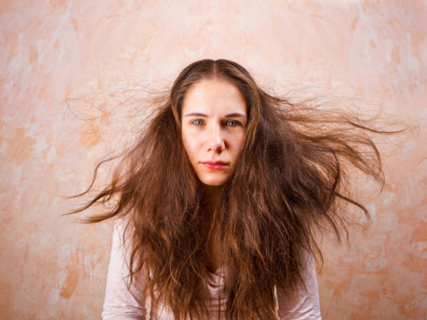 Comment Eviter L Electricite Statique Sur Les Vetements Video Dailymotion