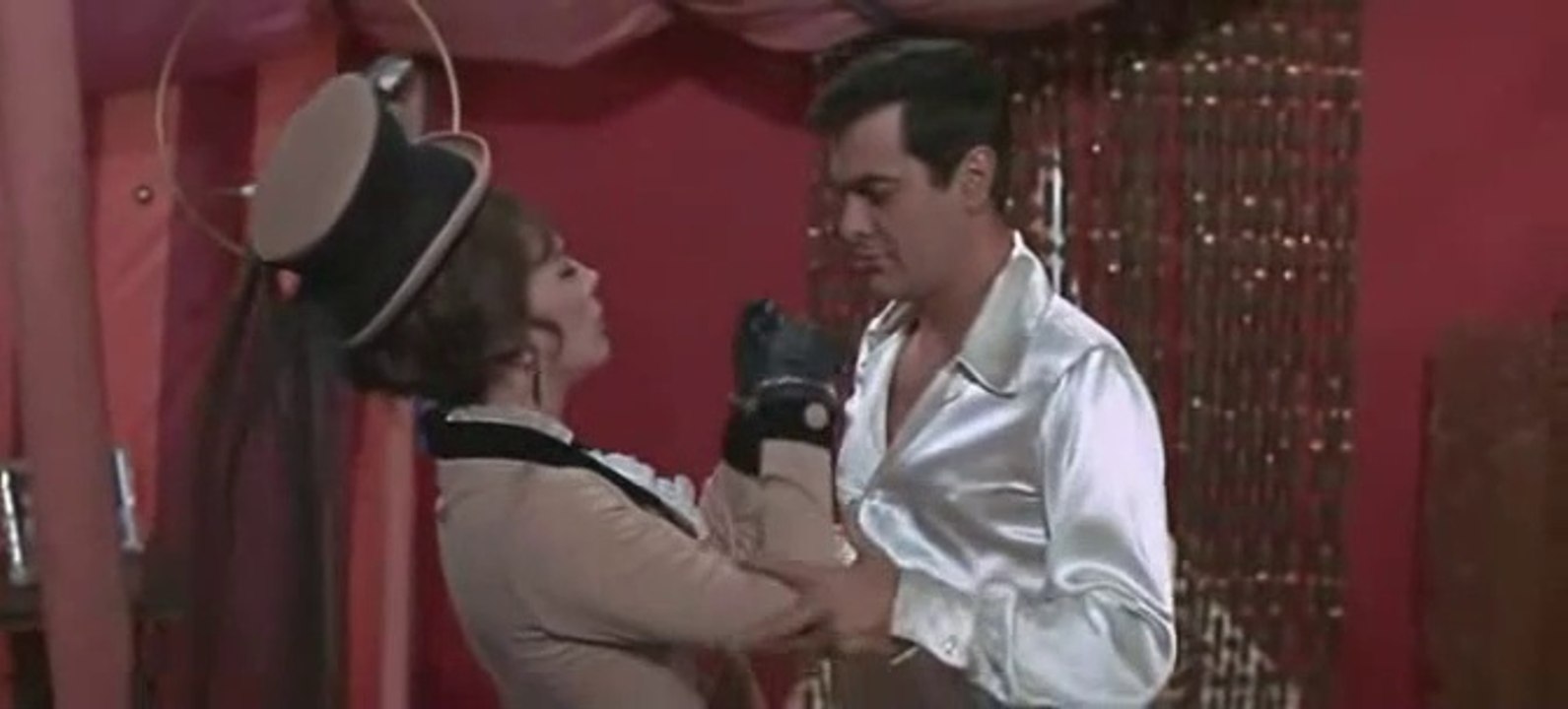 The Great Race (Part 1) - Tony Curtis Jack Lemmon Natalie Wood Peter Falk