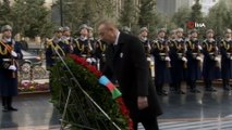 - Azerbaycan, Hocalı Katliamı’nda ölen 613 kişiyi törenle andı- Azerbaycan Cumhurbaşkanı İlham Aliyev, Hocalı Katliamı’nın anma töreninde katıldı