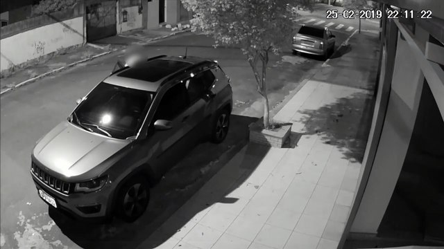 Advogado tem carro levado por criminosos em Vila Velha