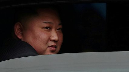Video | Kim Jong Un macht eine Raucherpause während seiner Marathon-Zugfahrt durch China