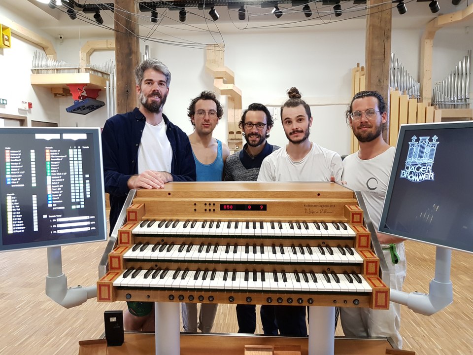 Le collectif Sacre est en résidence artistique au CIP Point d'Orgue, à Marmoutier, pour préparer son spectacle "SPEOS"