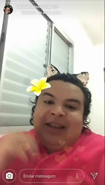 Rainha Matos debocha de Antônia Fontenelle em Stories do Instagram e se contradiz ao receber produtos Embelleze