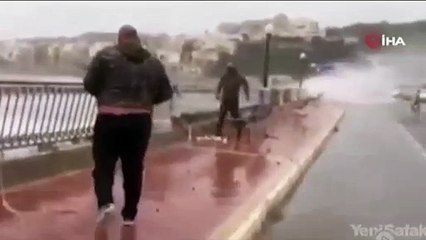 شاهد السماء تمطر اسماكًا فى جزيرة مالطا
