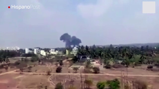 Vea el momento en que dos aviones de la Fuerza Aérea India chocaron en el aire