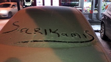 Sarıkamış’ta kar yağışı hayatı olumsuz etkiledi