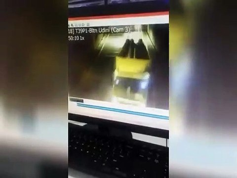 Pemuda maut digilis treler