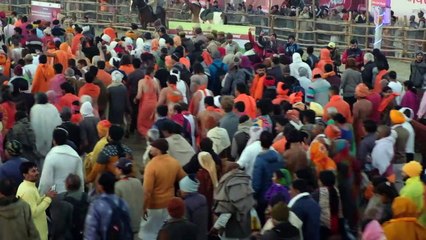 Chaos und Menschenmassen beim größten Fest derr Welt