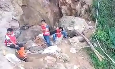 Area Tambang Tanpa Izin Longsor di Desa Bakan, Diduga Puluhan Orang Masih Tertimbun