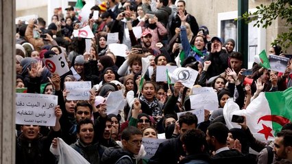 Les étudiants algériens contre un 5ème mandat de Bouteflika