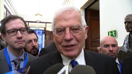Borell pide a Casado que se deje de "maledicencias"
