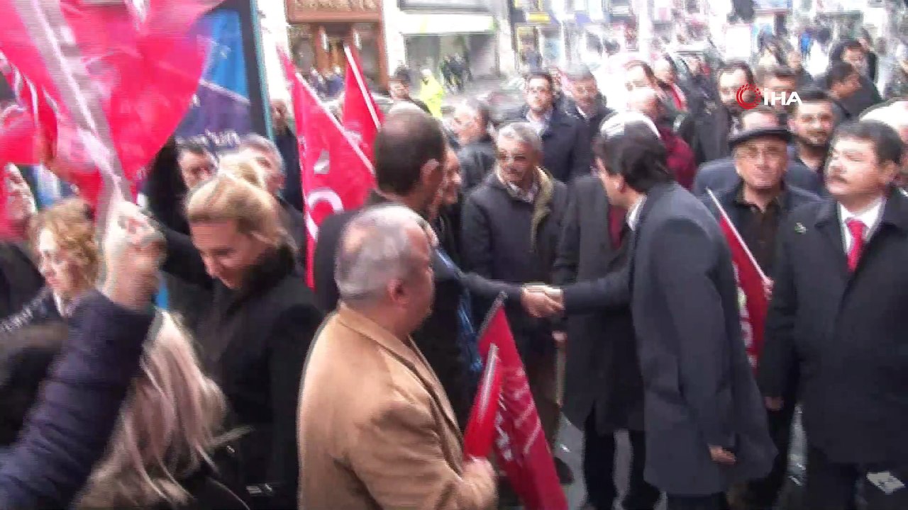 CHP Genel Başkan Yardımcısı Yunus Emre, Zonguldak'ta seçim bürosu açtı