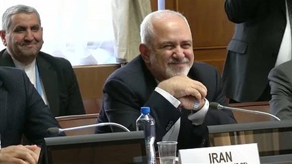 Ruhani lässt Außenmnister Sarif nicht gehen