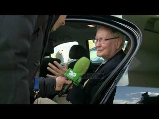 Mbërrijnë eurodeputetët: Ndërmjetësojmë për krizën! - Top Channel Albania - News - Lajme