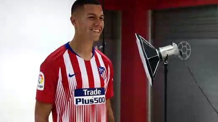 Nehuén Pérez ya luce la camiseta de Jugador del Atlético de Madrid