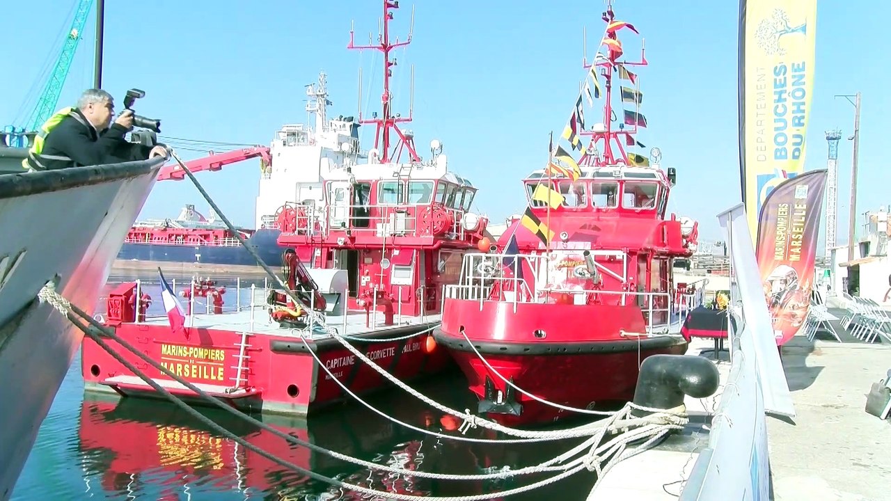 Le BMPM reçoit les clés du "Matelot Louis Collet", un nouveau bateau-pompe