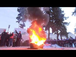 8 te proceduar penalisht pas protestes se opozites