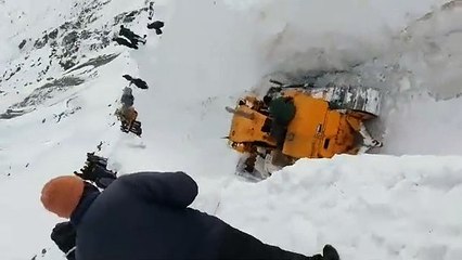 Homemade luge in Kashmir