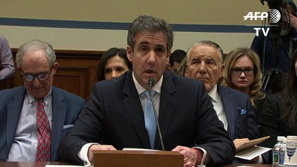 Trump es "racista", "estafador" y "tramposo", dice su exabogado