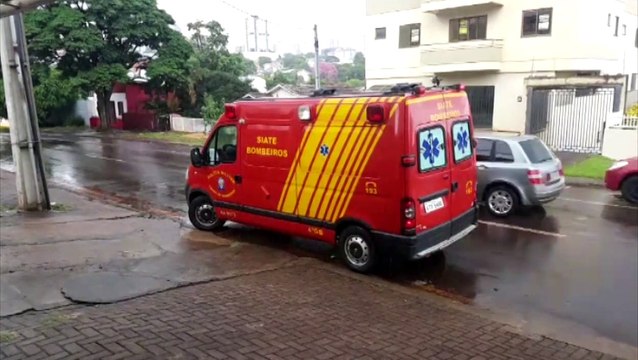 Mulher cai em escada e precisa ser socorrida pelo Siate no Cancelli