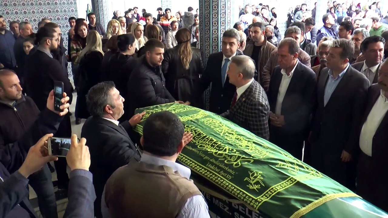 Mersin'deki kuyumcu soygununun faili aranıyor