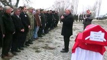 Kıbrıs Gazisi askeri törenle toprağa verildi