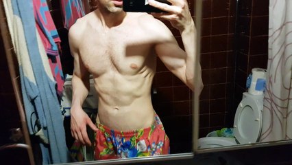 Show abdominals body