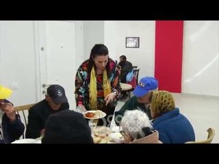 Ora News – Kryqi i Kuq, ushqim për njerëzit në nevojë