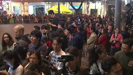 하노이 시민도 뜨거운 관심...길목마다 북적 / YTN