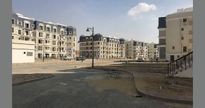 i villa garden for sale in mountain view hyde park with facilities