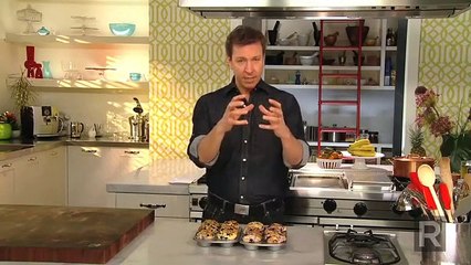 Preserving fruit colour in baked goods