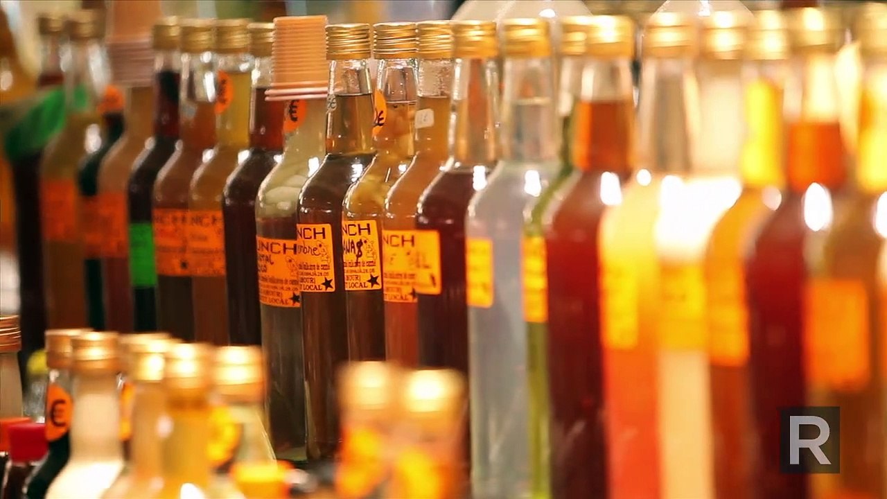Une bouteille  de rhum particulière!