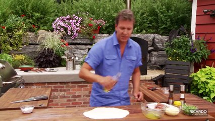 Pizzas fines au jambon de Bayonne et à la roquette