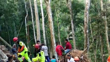 Desabamento de mina deixa desaparecidos na Indonésia